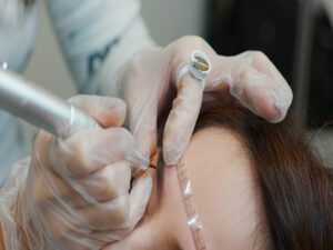 Especialización en Diseño de Cejas y Microblading