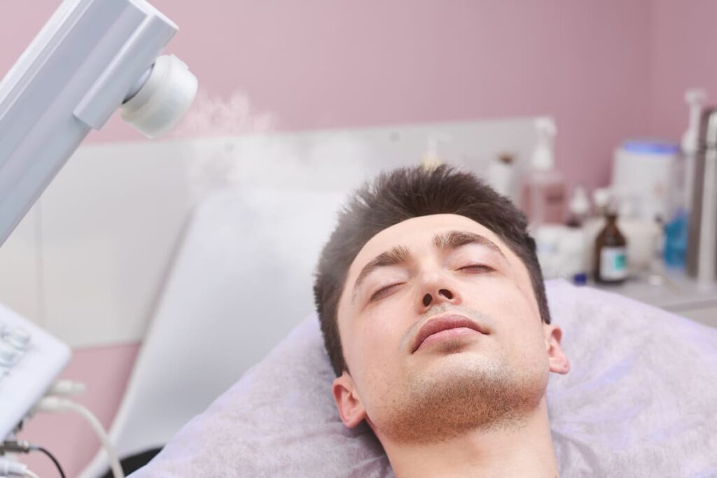 Cómo se realiza un tratamiento con vapor de ozono en estética