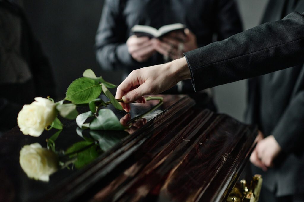 Ventaja de estudiar tanatoestética en 2026 frente a otras formaciones