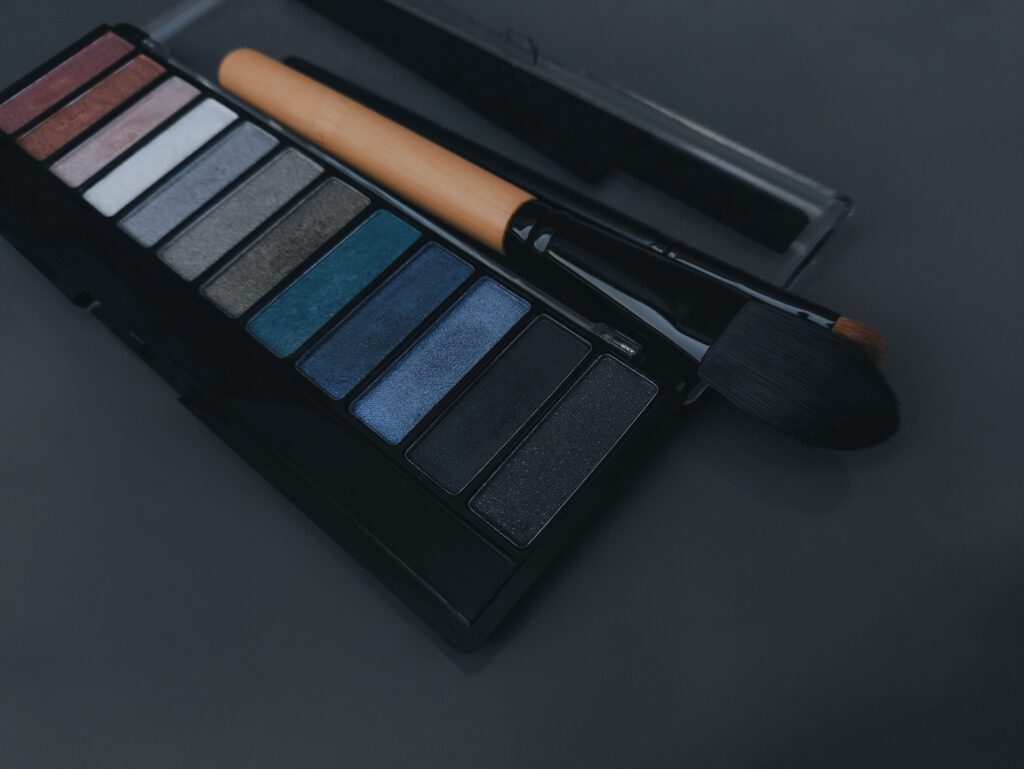 Curso Superior de Maquillaje Audiovisual. Fotografía, Cine y Televisión. Caracterización y Efectos especiales