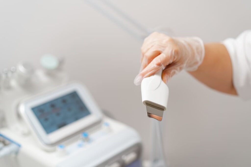 Cómo optimizar tus protocolos con servicio de aparatología